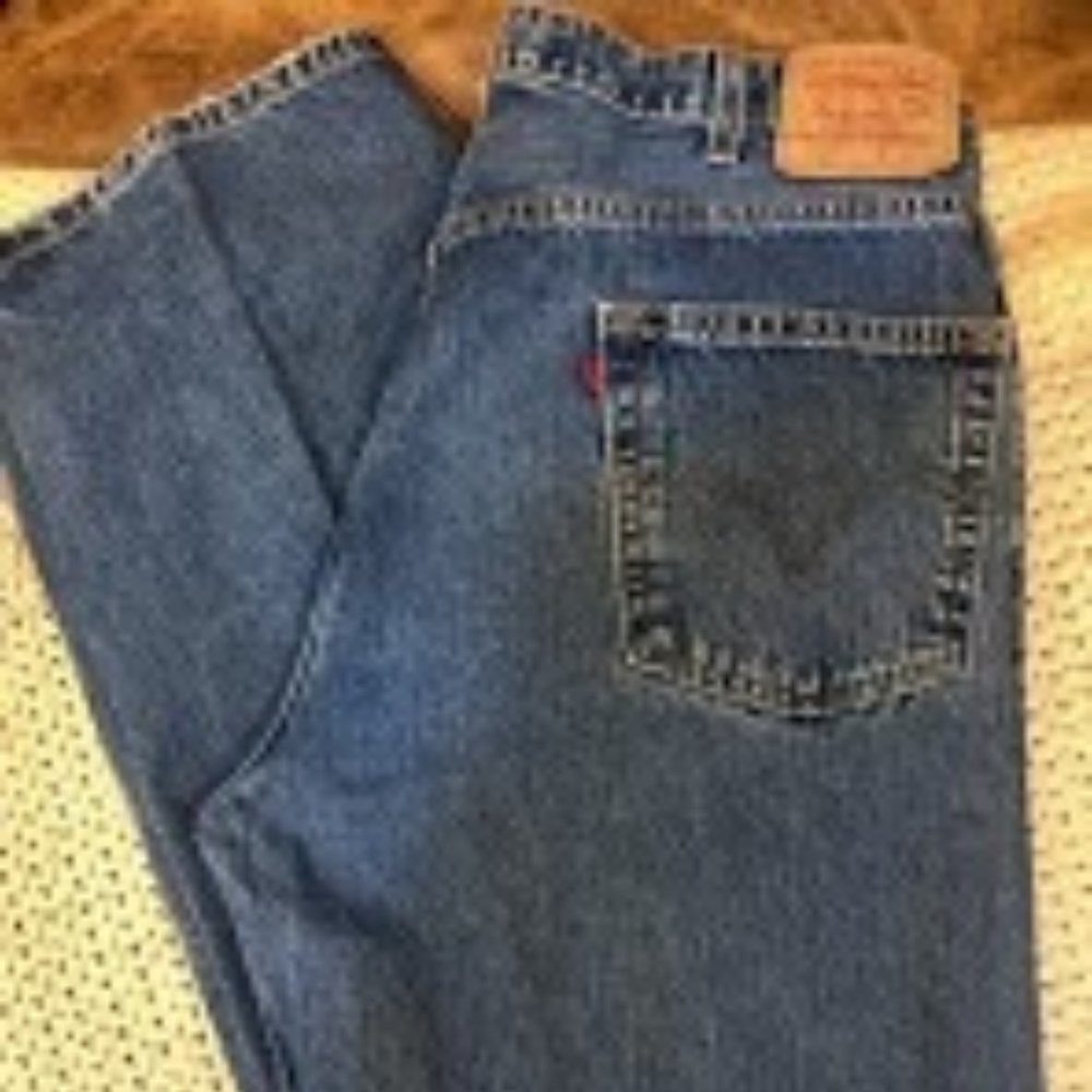 LEVI STRAUSS 569  jeans BOGO offer in description